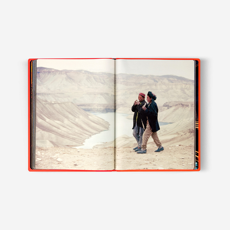 Книга Silk road by Kishin Shinoyama (Fashion eye), Louis Vuitton