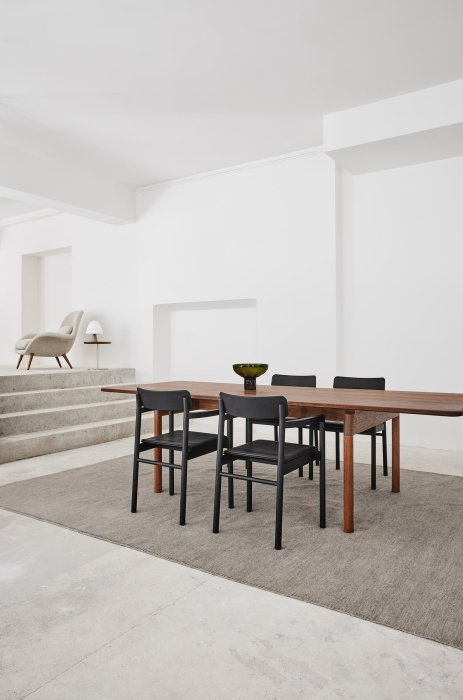 Обеденный стол Post Table, Fredericia