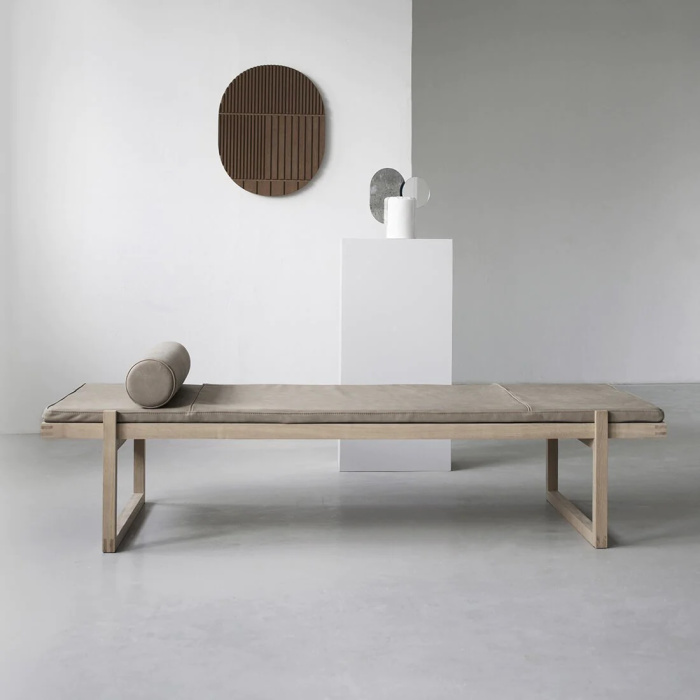 Кушетка Minimal Daybed, Kristina Dam Studio