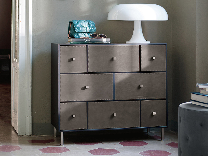 Комод Rucellai, Porada