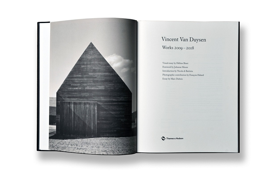 Книга Vincent Van Duysen Works 1989-2009, Thames & Hudson