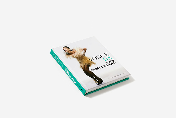 Книга Vogue On: Yves Saint Laurent, Quadrille Publishing Ltd.