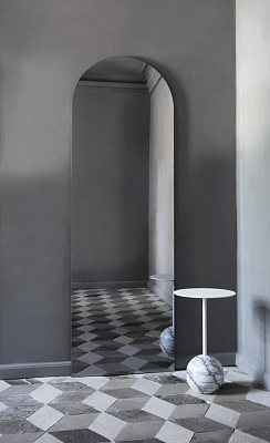 Настенное зеркало Arc 