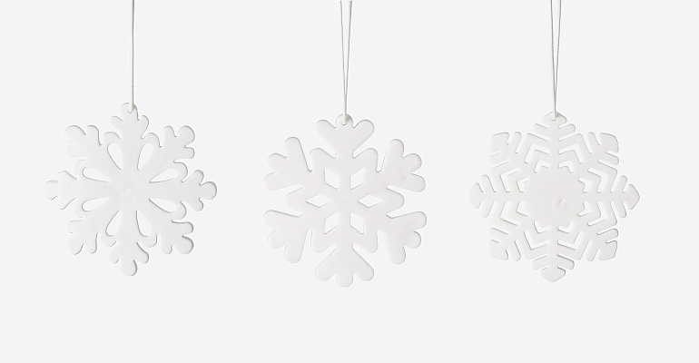 Елочная игрушка Porcelain Snow Flake в ассортименте räder