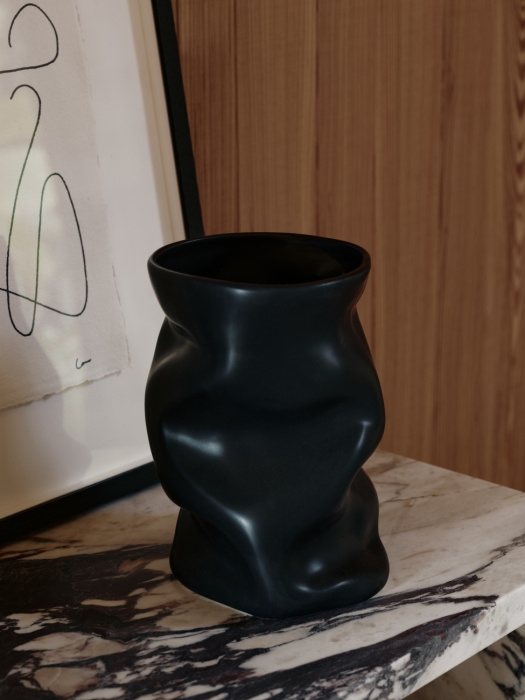 Ваза Collapse Vase, Audo Copenhagen (ex. Menu)