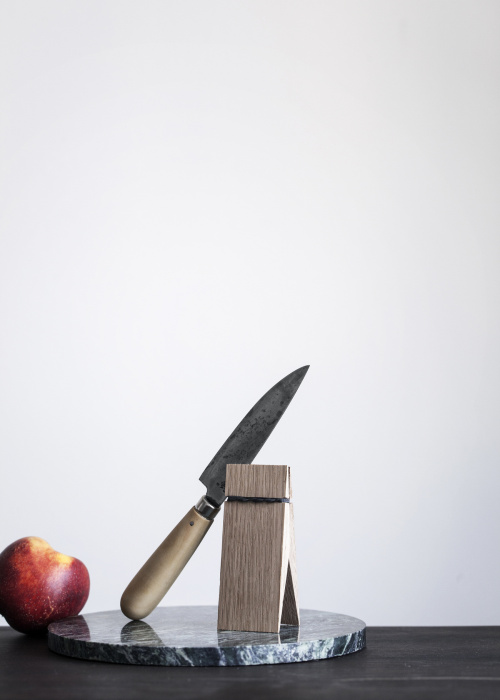 Зажим Pinch, Moebe