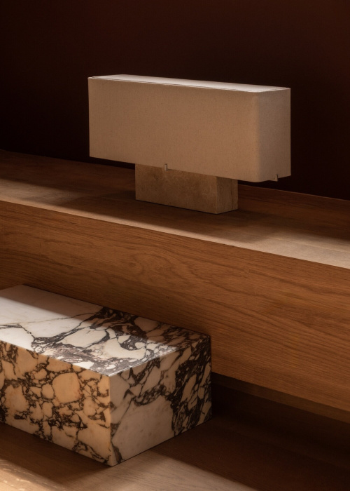 Настольный светильник Nonna Table Lamp Travertine, Audo Copenhagen (ex. Menu)