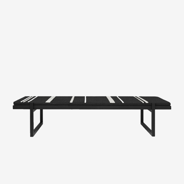 Кушетка Minimal Daybed, Kristina Dam Studio