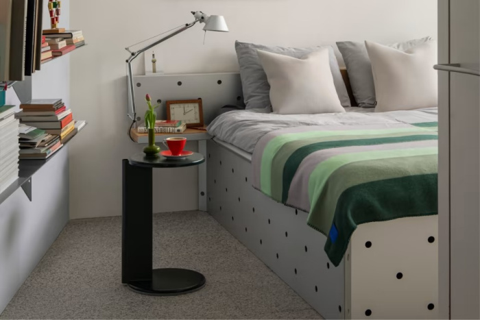 Журнальный столик Lolly Side Table, Hem