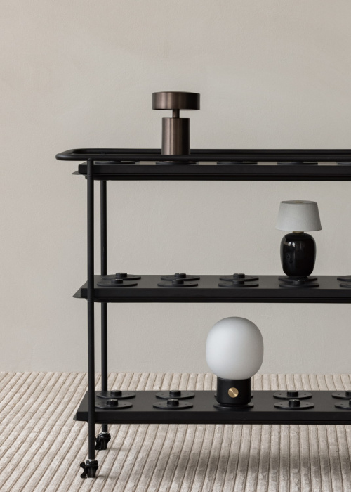Переносной настольный светильник Column Table Lamp Aluminium, Audo Copenhagen (ex. Menu)