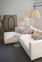 Приставной столик Toi, Zanotta