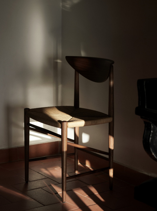 Стул Drawn HM3, And Tradition (&Tradition)