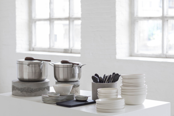 Подарочный набор из 24 приборов на 6 персон Pure Cutlery 24 pc. by Pascale Naessens, Serax