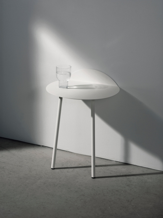 Приставной столик Yeh, Wall Table, Audo Copenhagen (ex. Menu)
