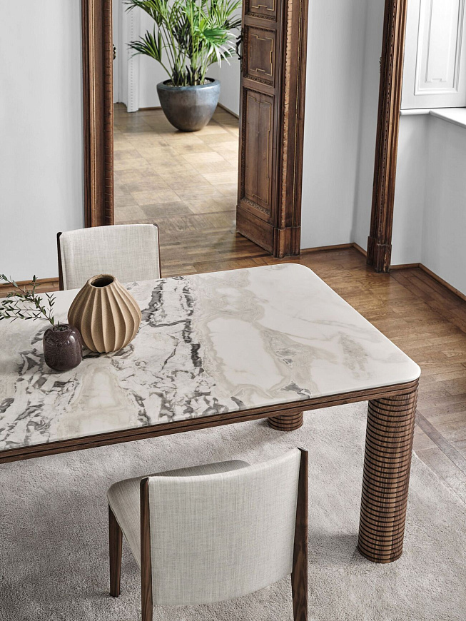 Обеденный стол Sansiro, Porada