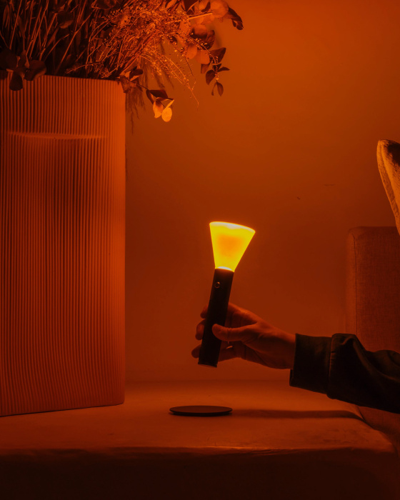 Настольный светильник Halo Mag Flame, Halo Edition