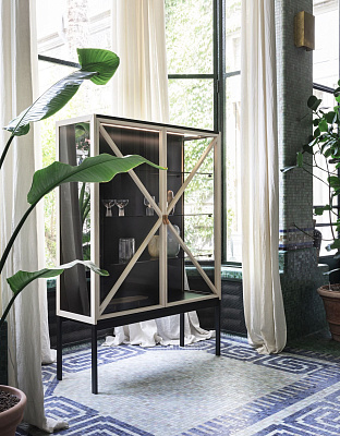 Витрина Kramer 