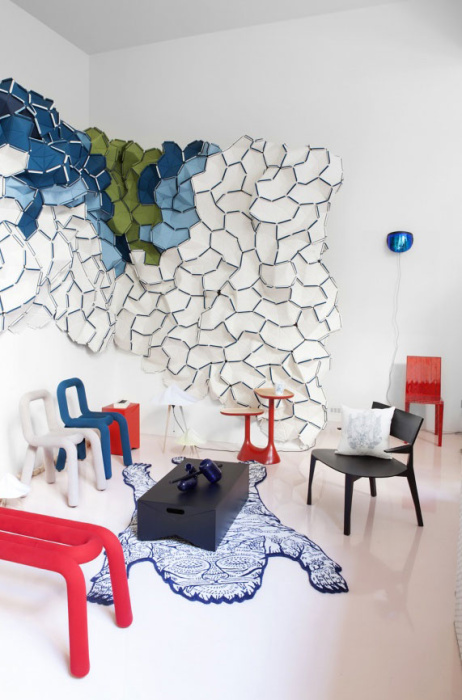 Скамья Bold Bench, Moustache