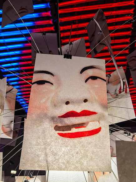 Люстра Zettel'z Laughing Buddha, Ingo Maurer