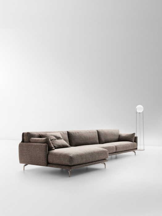 Диван Krisby, Ditre Italia