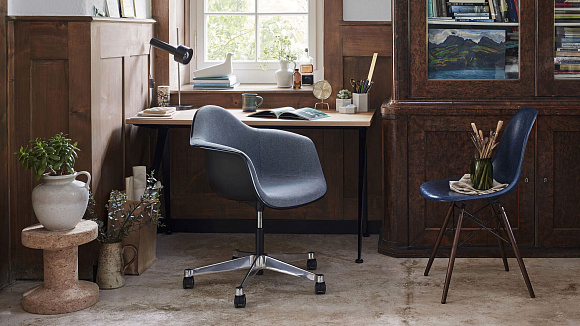 Настольные часы Tripod Clock, Vitra