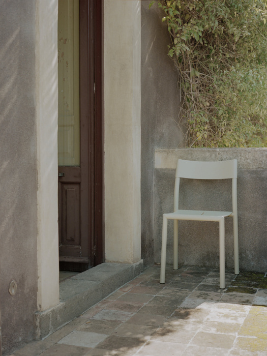 Уличный стул May Chair, New Works