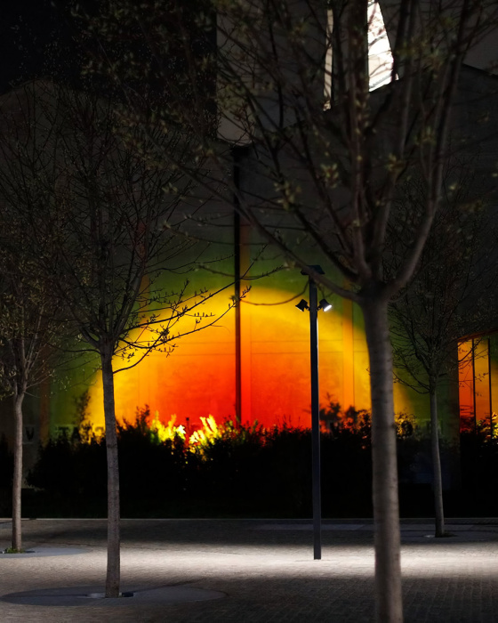 Уличный напольный светильник с поворотным механизмом Giga Outdoor, Halo Edition