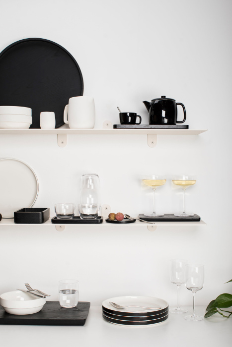 Набор из 4-х тарелок Plate Low Black Glazed Passe-Partout by Vincent Van Duysen, Serax