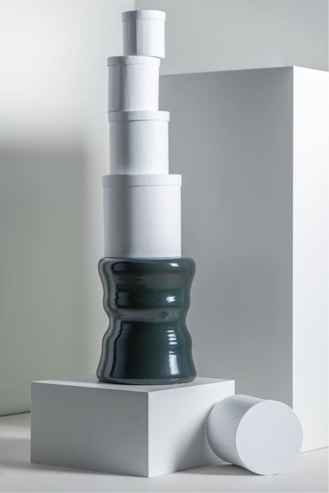 Журнальный столик Organic Stool / Side Table Pawn, Serax