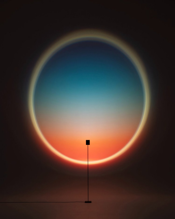 Напольный светильник с поворотным механизмом Halo Horizon, Halo Edition