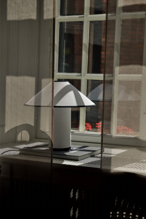 Настольный светильник Colette ATD6, And Tradition (&Tradition)