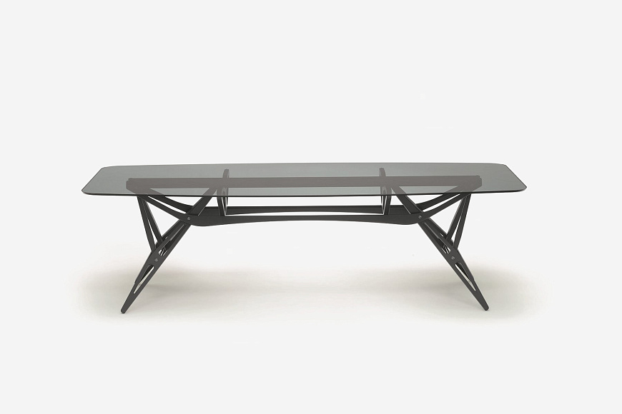 Обеденный стол Reale CM, Zanotta