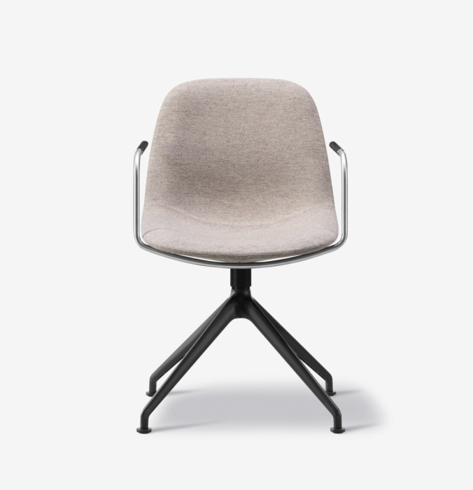 Кресло Eyes Swivel Armchair, Fredericia