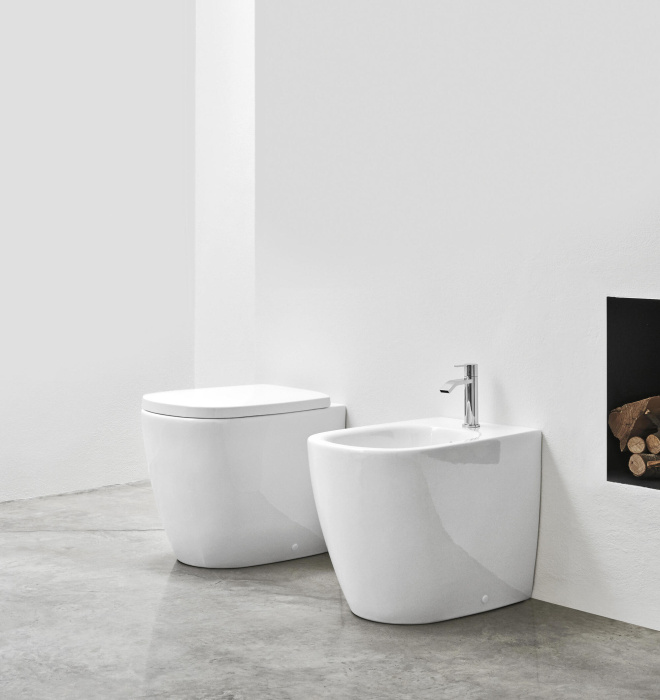 Напольный унитаз Ovvio Rimless Floor-Mounted Toilet безободковый, NIC Design