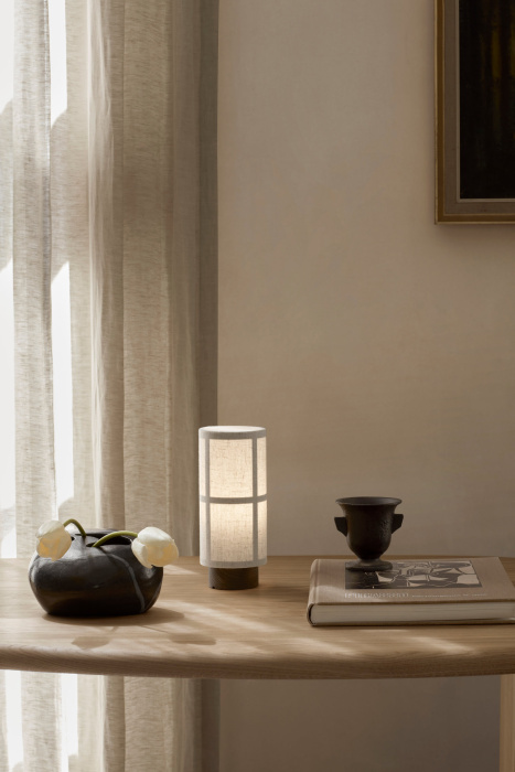 Беспроводной настольный светильник Hashira Table Lamp, Portable, Audo Copenhagen (ex. Menu)