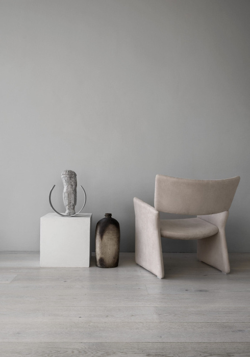 Кресло Crown Easy Chair, Massproductions