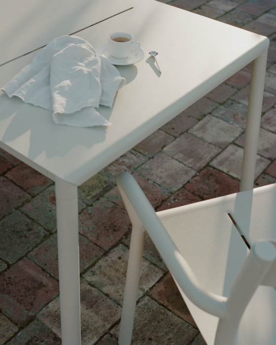 Уличное кресло May Armchair, New Works