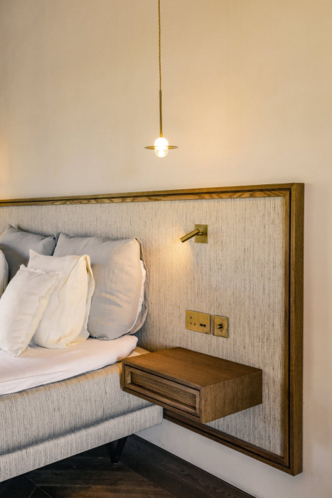 Бра Book Wall, Contain