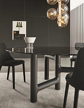 Обеденный стол Pivot, Bonaldo