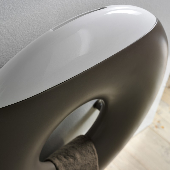 Водяной полотенцесушитель Zero-Otto, Antrax