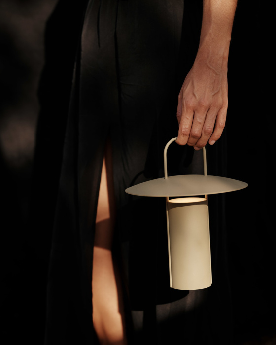 Портативная настольная лампа Ray Table Lamp, Portable, Audo Copenhagen (ex. Menu)
