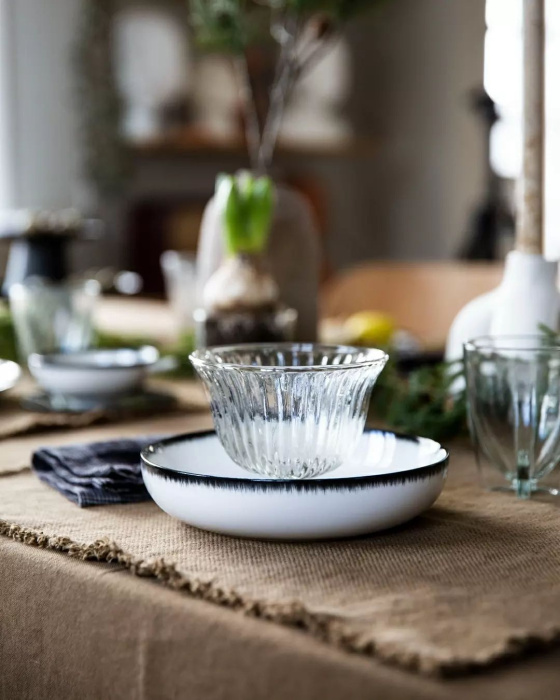 Глубокая тарелка High Plate, Dé Off-White/Black Var A by Ann Demeulemeester, Serax