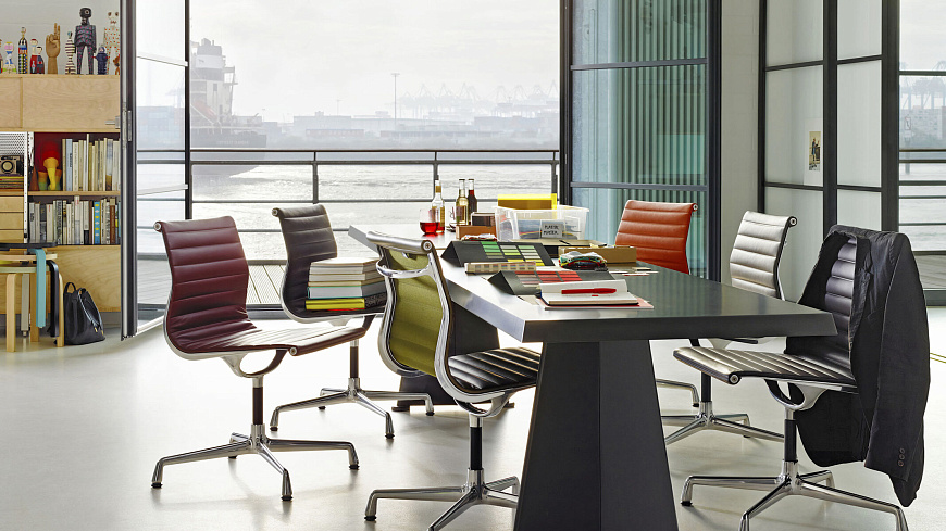 Стулья Aluminium Chairs EA 101/103/104, Vitra