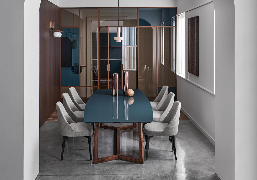 Обеденный стол Gipsy, Flexform