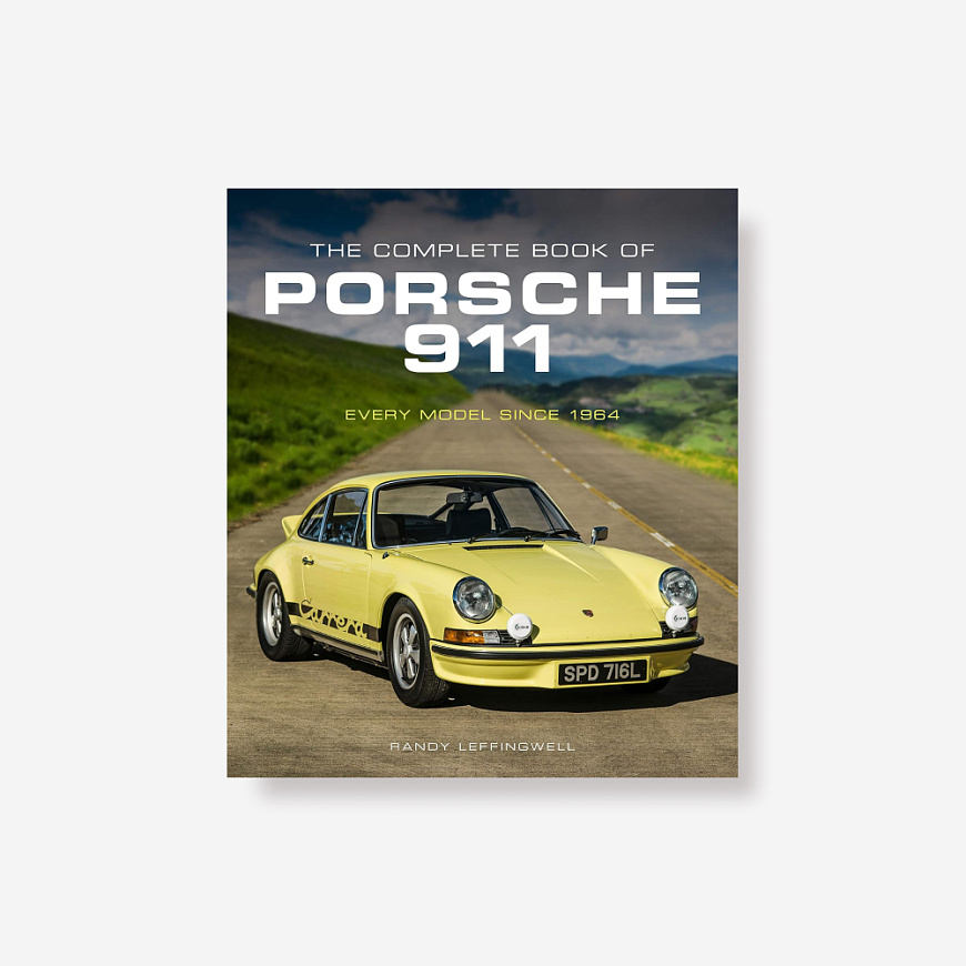 Книга The Complete Book of Porsche 911, 