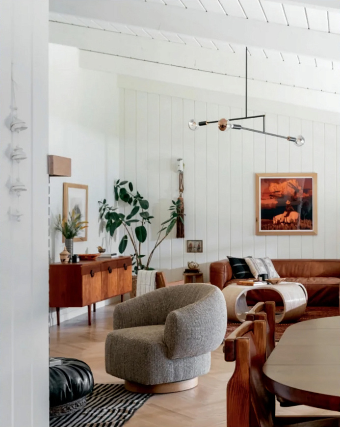 Книга A 1000 X Better: A Rebel by Design. Interiors by Kirsten Blazek, Rizzoli International Publications Inc.