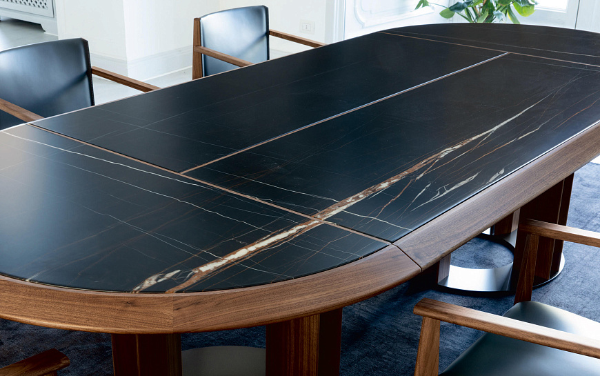 Обеденный стол Thayl, Porada