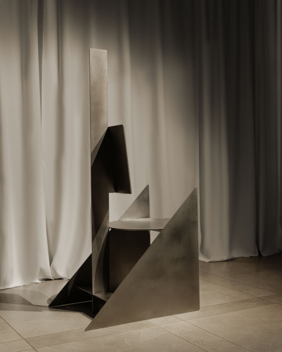 Стул Easel Chair, ART MNFST