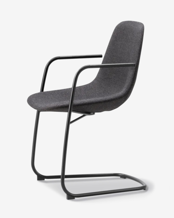 Кресло Eyes Cantilever Armchair, Fredericia
