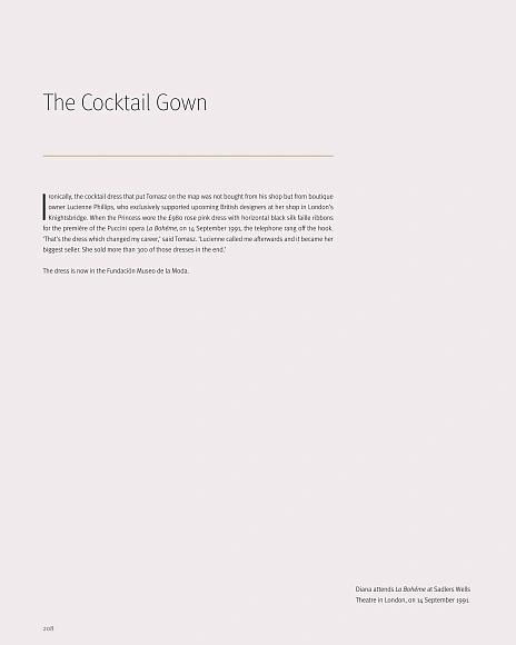 Книга Diana: A Life in Dresses, Acc Art Books